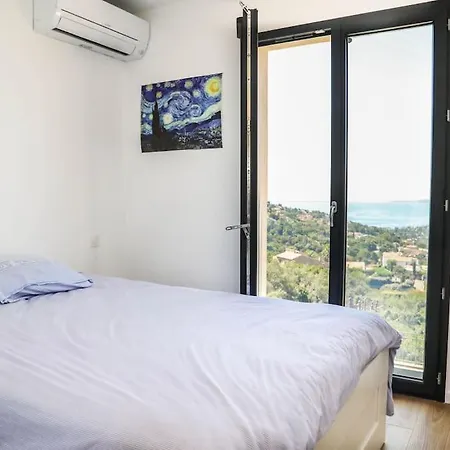 De Vue Panoramique Sur Golfe De Saint-tropez * Les Issambres