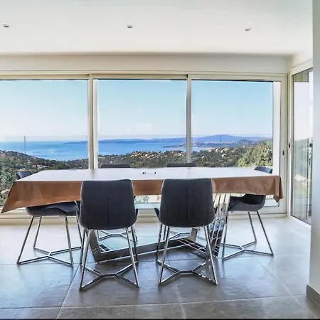 De Vue Panoramique Sur Golfe De Saint-tropez